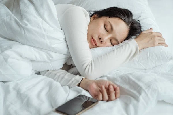 biohacking weight loss and better sleep people sleeping